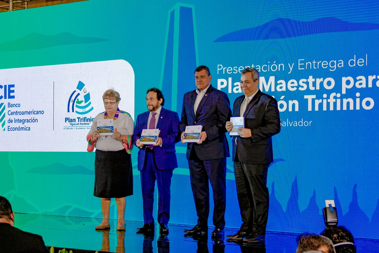 Plan Trifinio listo para iniciar operaciones y unir a El Salvador, Guatemala y Honduras plan-trifinio-listo-para-iniciar-operaciones-y-unir-a-el-salvador-guatemala-y-honduras